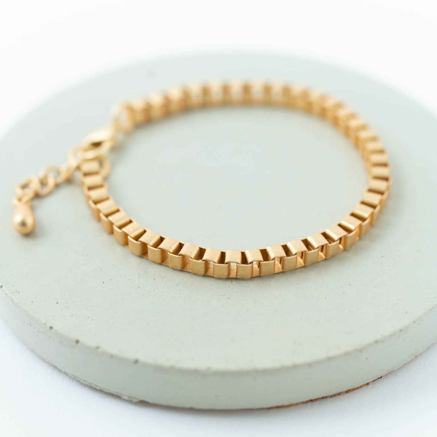 Matte Gold Box Chain Bracelet